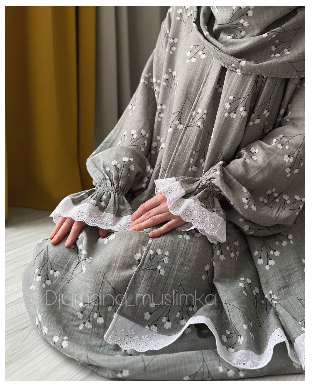 Gri Çiçekli Organik Müslin Takımı