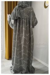 Gri Çiçekli Organik Müslin Takımı